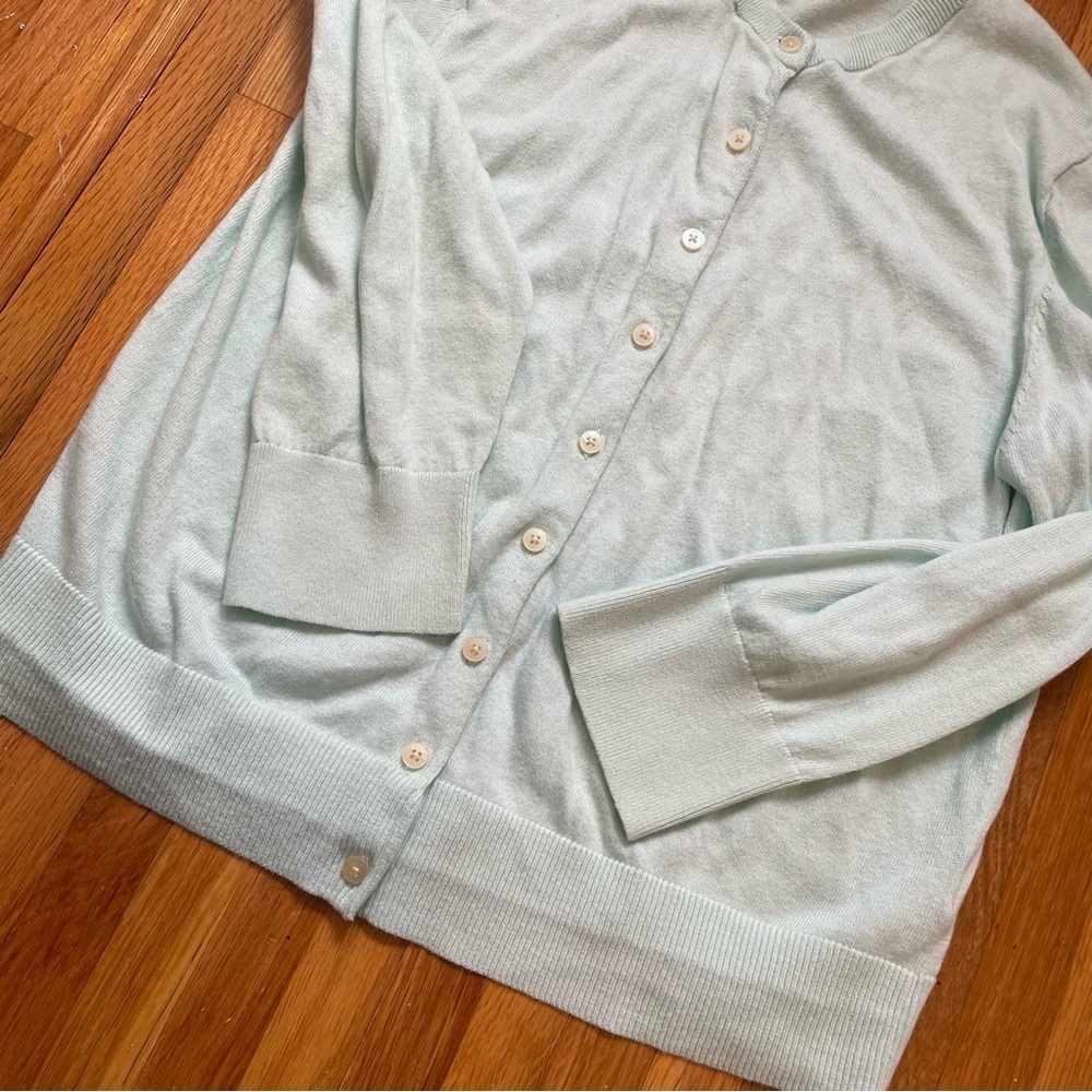 Gap Cotton Cardigan Women’s XL Mint Green Fine Knit Sweater Fall Layering - Picture 6 of 10